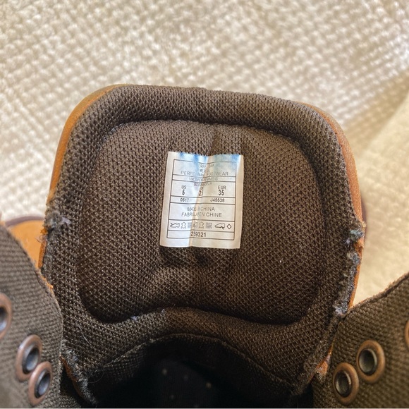 Merrell Heeled Boots Womens size 5 Chateau Oak Mid Lace Ankle Waterproof - Picture 4 of 9